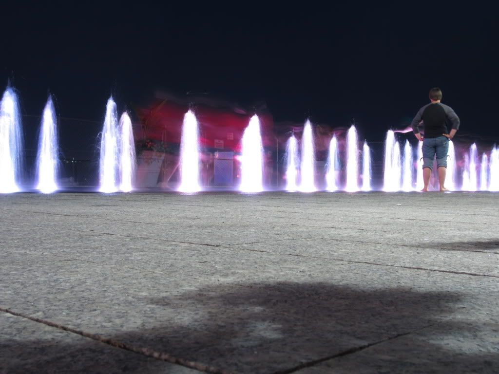 052.jpg