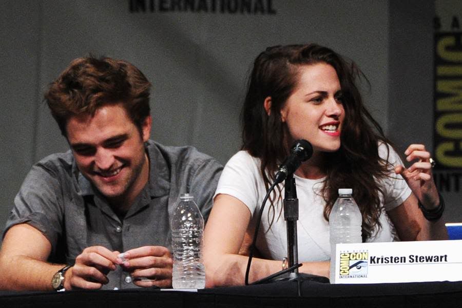 Robert Pattinson and Kristen Stewart