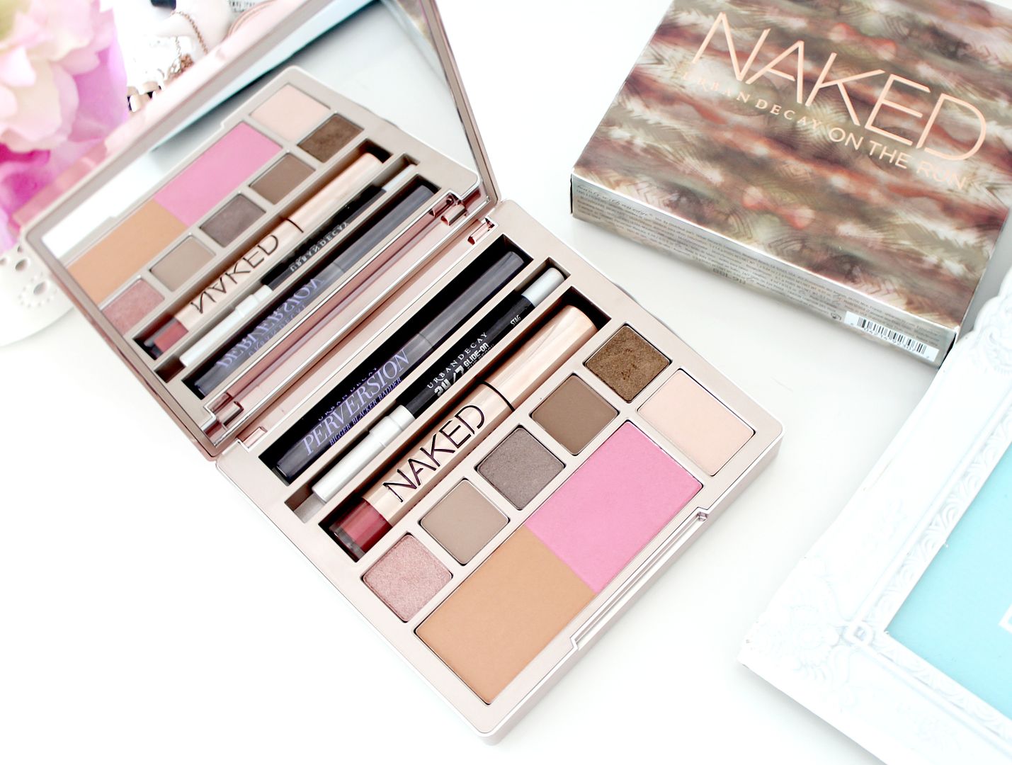 Urban Decay NAKED On The Run Palette Review, New Urban Decay Palette, Urban Decay On The Run Palette Review