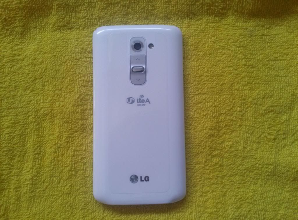 QUẬN 9 Bán LG G2 F320 moi 99% tai nghe quadbeat - 1